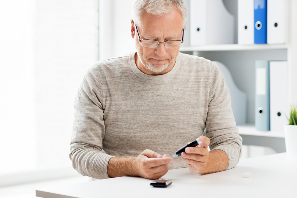 Nie wolno podawać insuliny dwukrotnie w to samo miejsce (fot. Shutterstock).