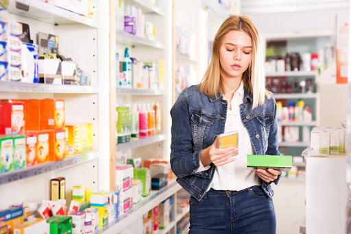 Kwas pantotenowy odpowiedzialny jest także za odbudowę i wzrost paznokci (fot. Shutterstock).